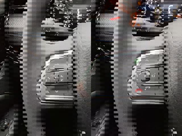 New 2026 Jeep Compass Latitude image 40