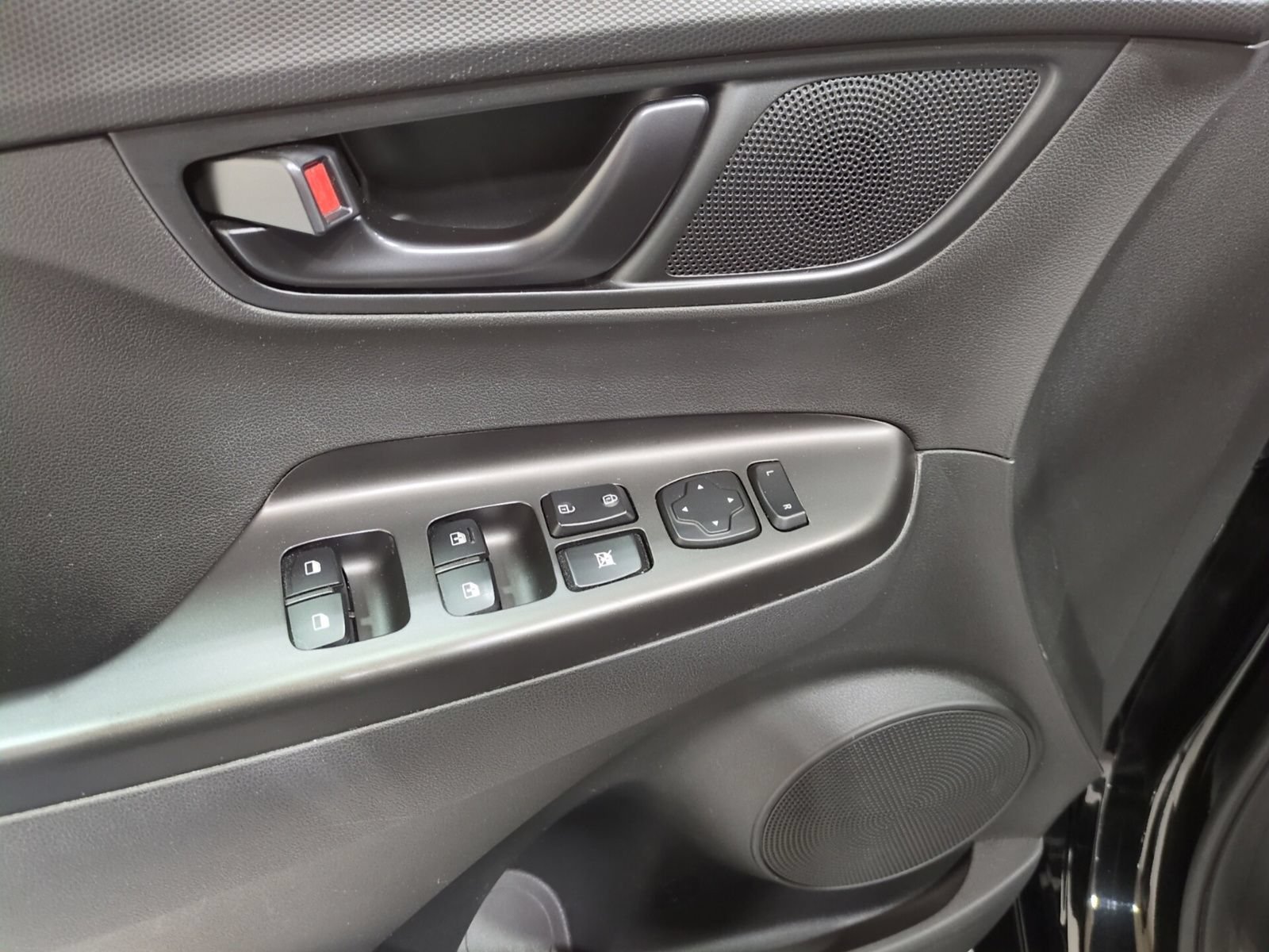 Certified 2022 Hyundai Kona N Line FWD image 18