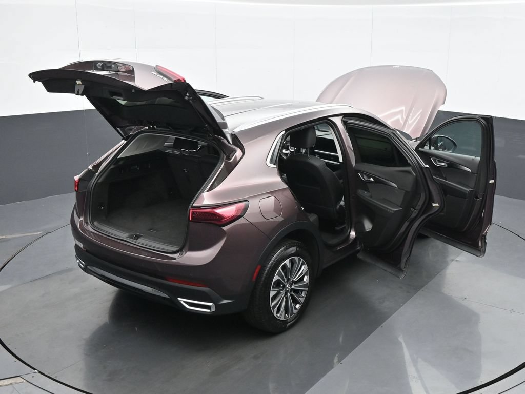 Used 2024 Buick Envision Preferred AWD/4WD image 39