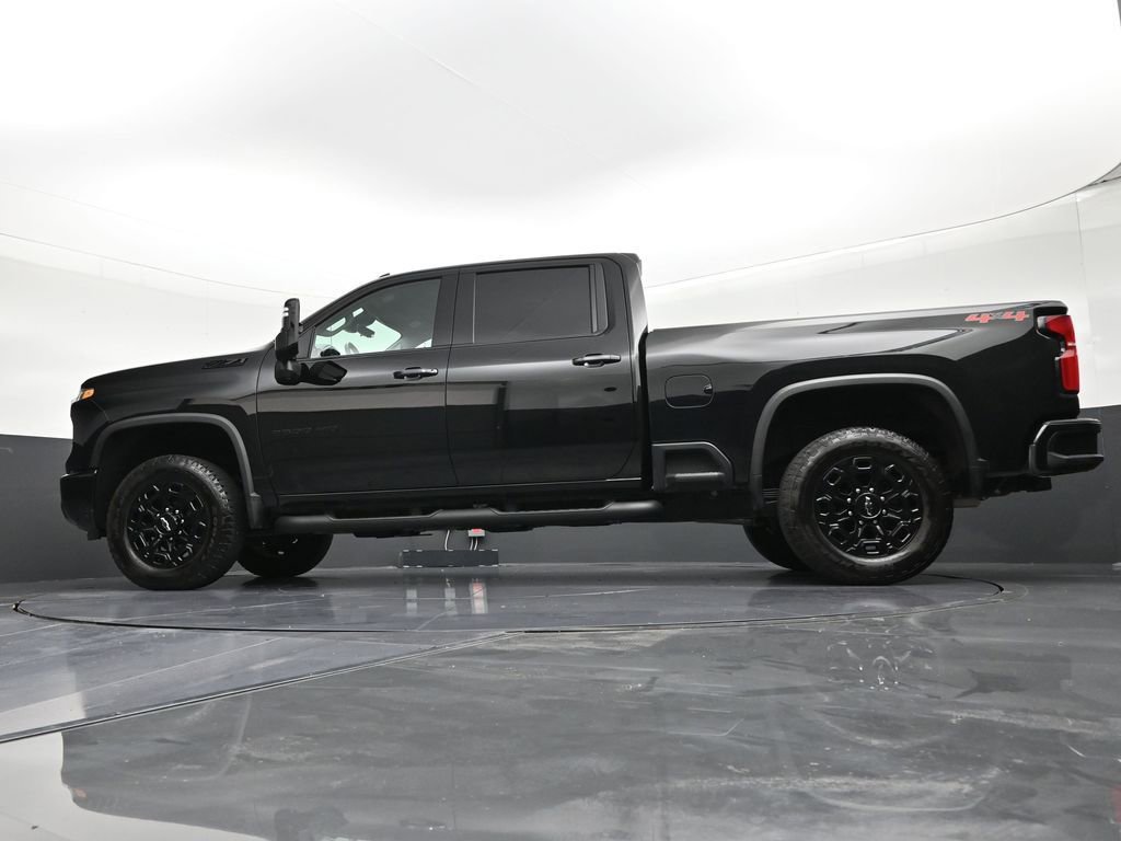 Used 2024 Chevrolet Silverado 2500 LTZ w/ LTZ Plus Package AWD/4WD image 21
