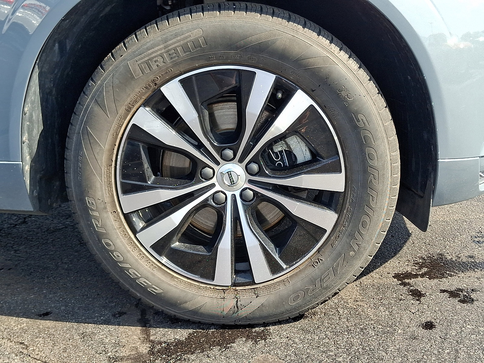 Used 2023 Volvo XC60 B5 Core AWD/4WD image 8