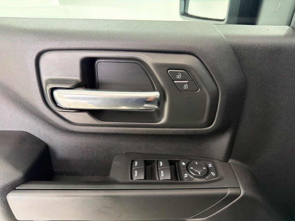 New 2026 Chevrolet Silverado 2500 Custom w/ Custom Value Package AWD/4WD image 20