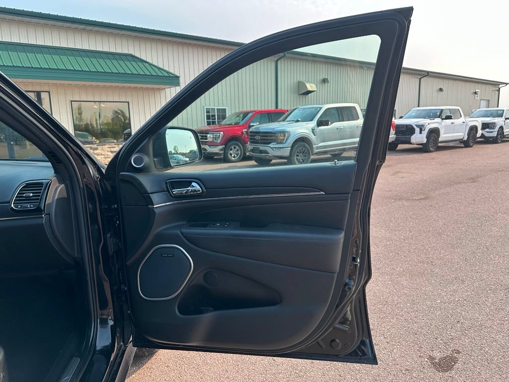 Used 2020 Jeep Grand Cherokee High Altitude AWD/4WD image 29