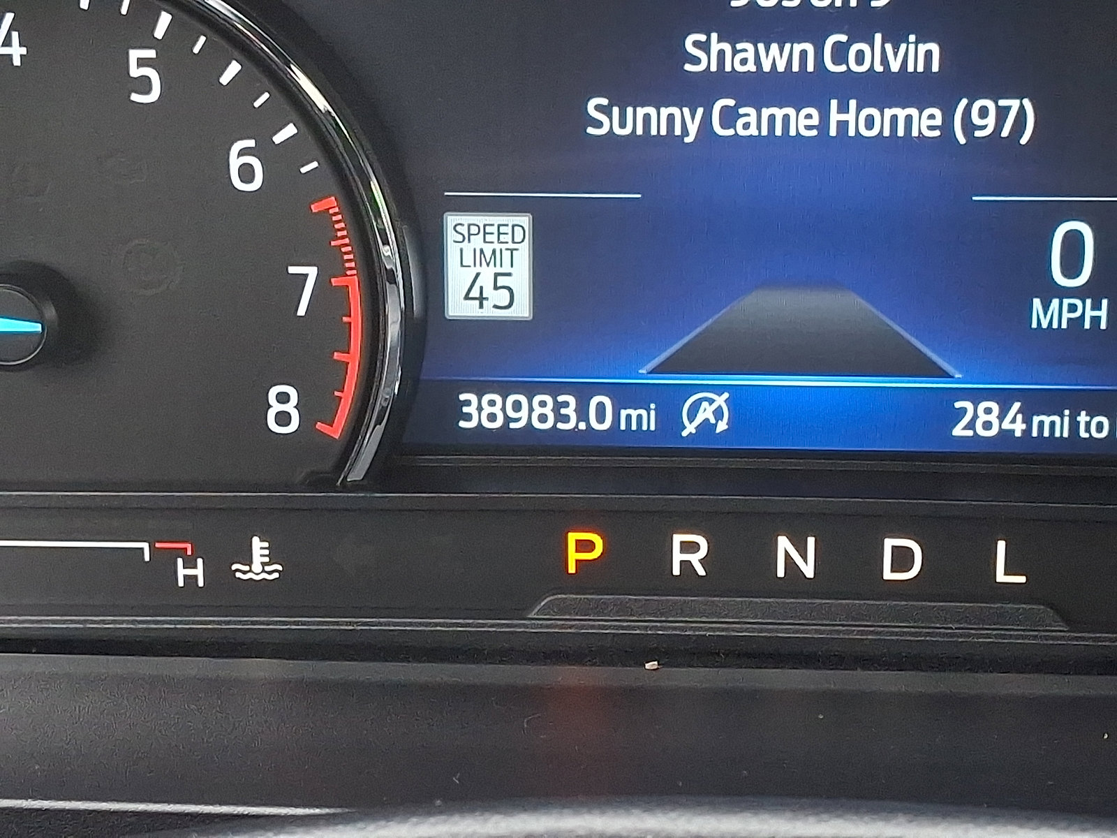 Certified 2023 Ford Explorer XLT w/ Equipment Group 202A AWD/4WD image 25