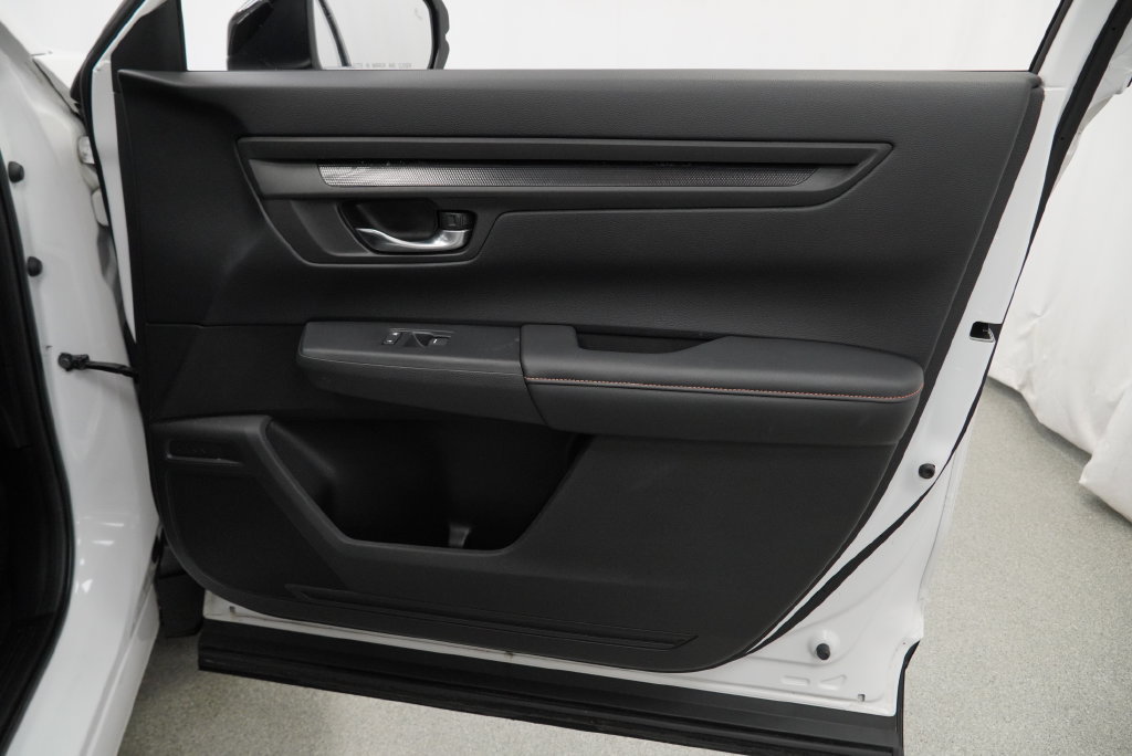Used 2025 Honda CR-V Sport-L image 44