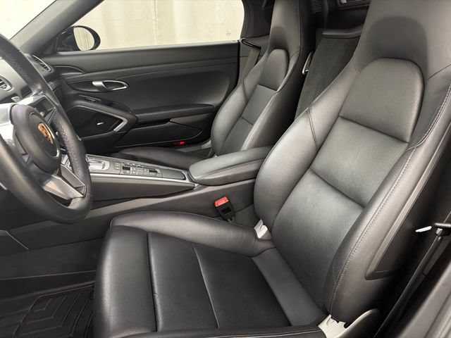 Used 2019 Porsche 718 Boxster RWD image 9