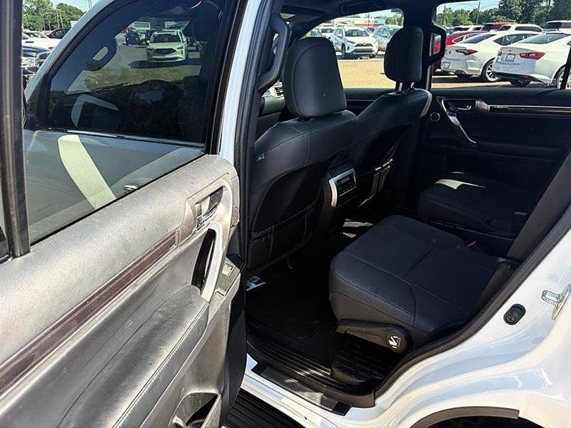 Used 2022 Lexus GX 460 Premium image 49