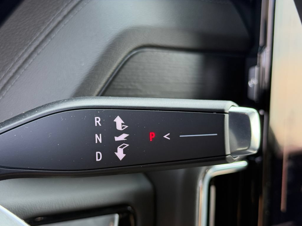 New 2026 GMC Yukon XL Denali w/ Sun & Power Step Package AWD/4WD image 32