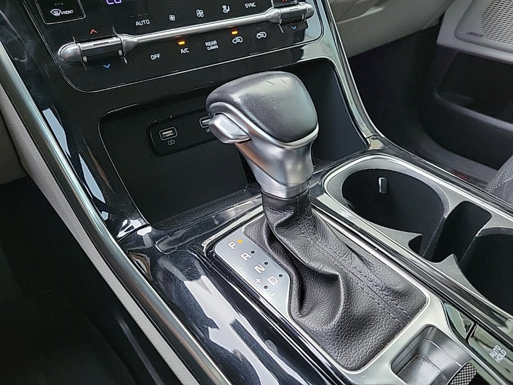 Used 2022 Kia Carnival SX Prestige FWD image 28