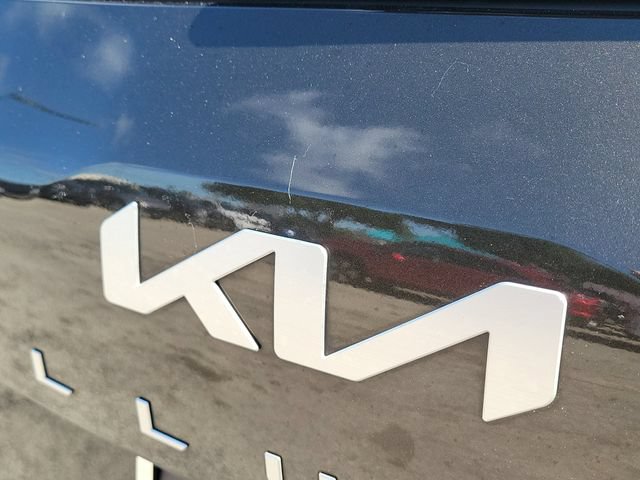 Used 2023 Kia Telluride S FWD image 8