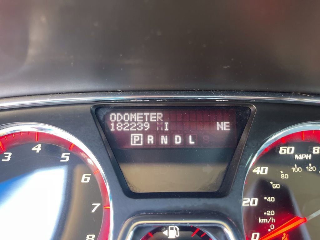 Used 2015 GMC Acadia SLT image 26