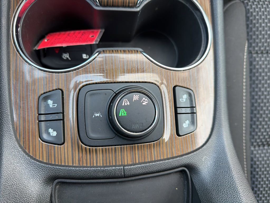 Certified 2023 GMC Acadia SLE w/ Driver Convenience Package image 25