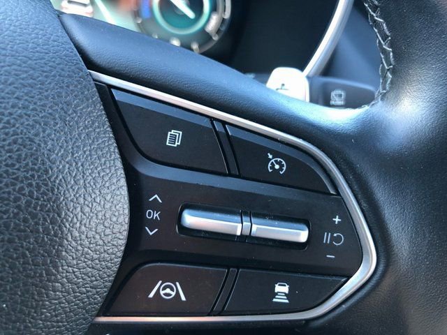 Used 2023 Hyundai Santa Fe SEL Premium image 11