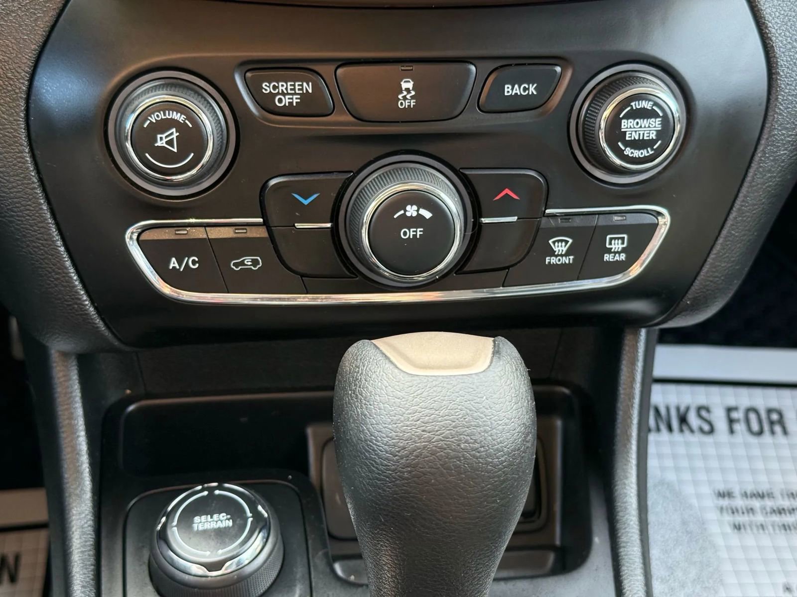 Used 2017 Jeep Cherokee Latitude w/ True North Edition image 31