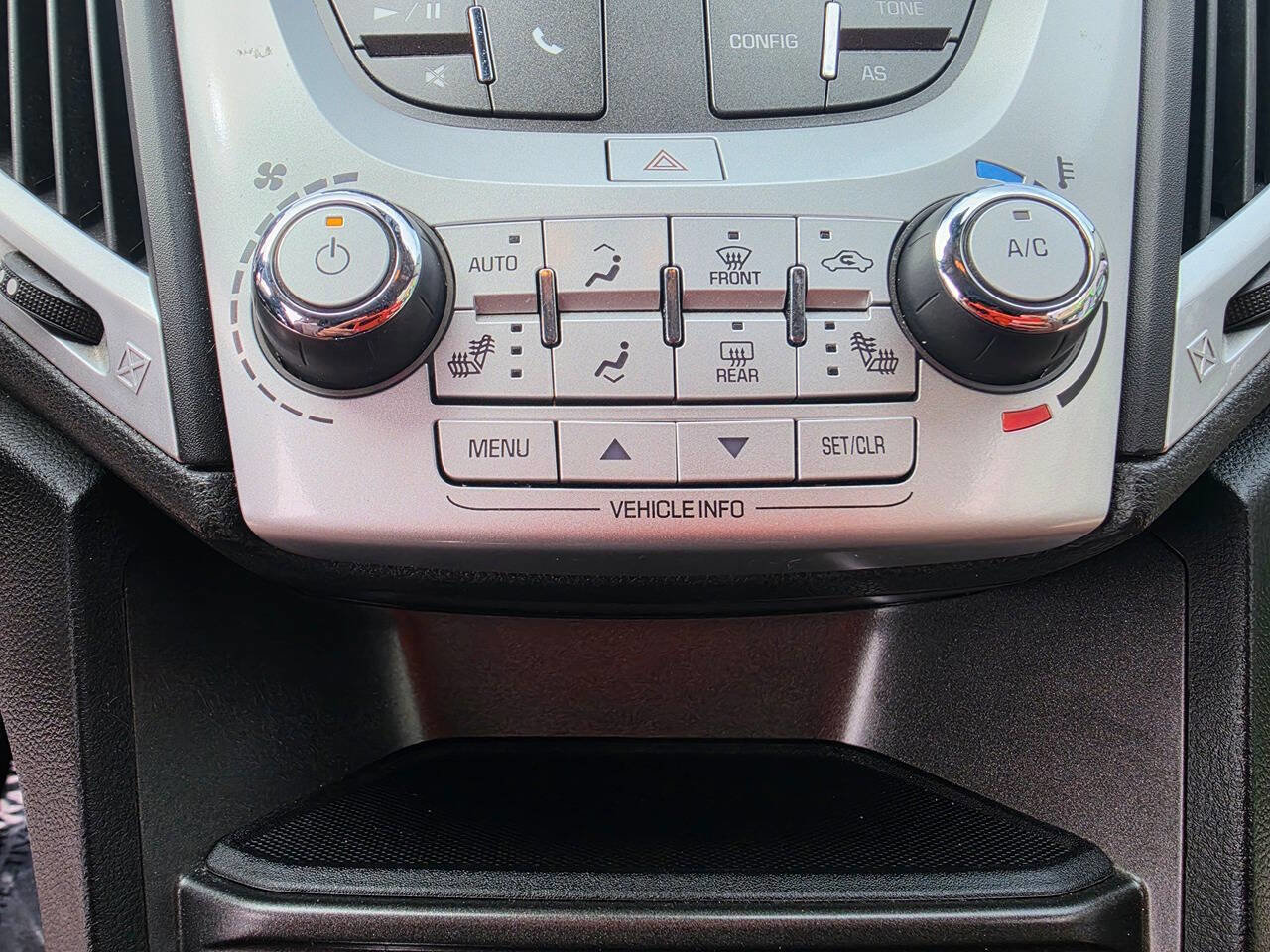 Used 2017 GMC Terrain SLT image 42