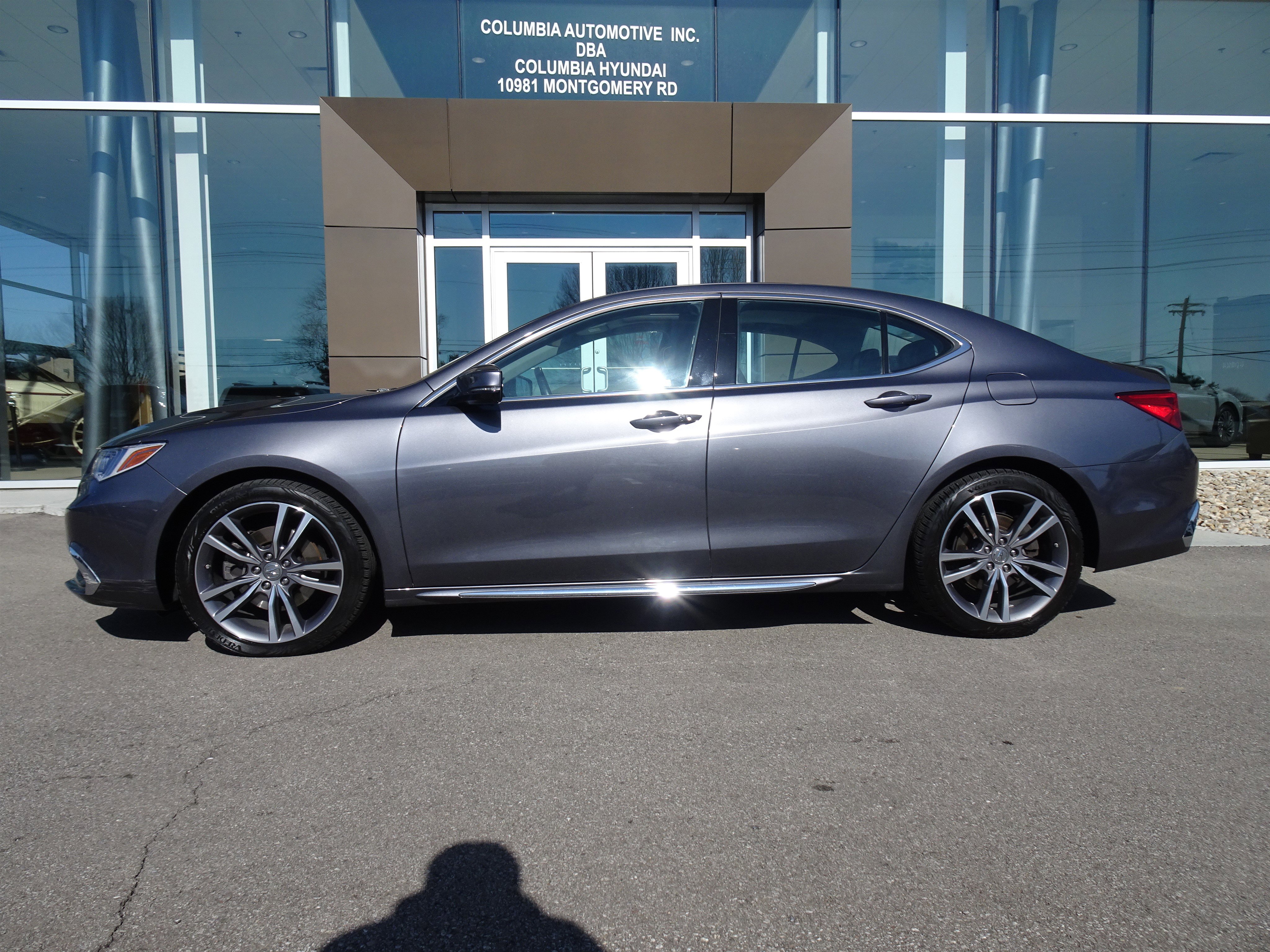Used 2019 Acura TLX V6 SH-AWD w/ Advance Package image 2