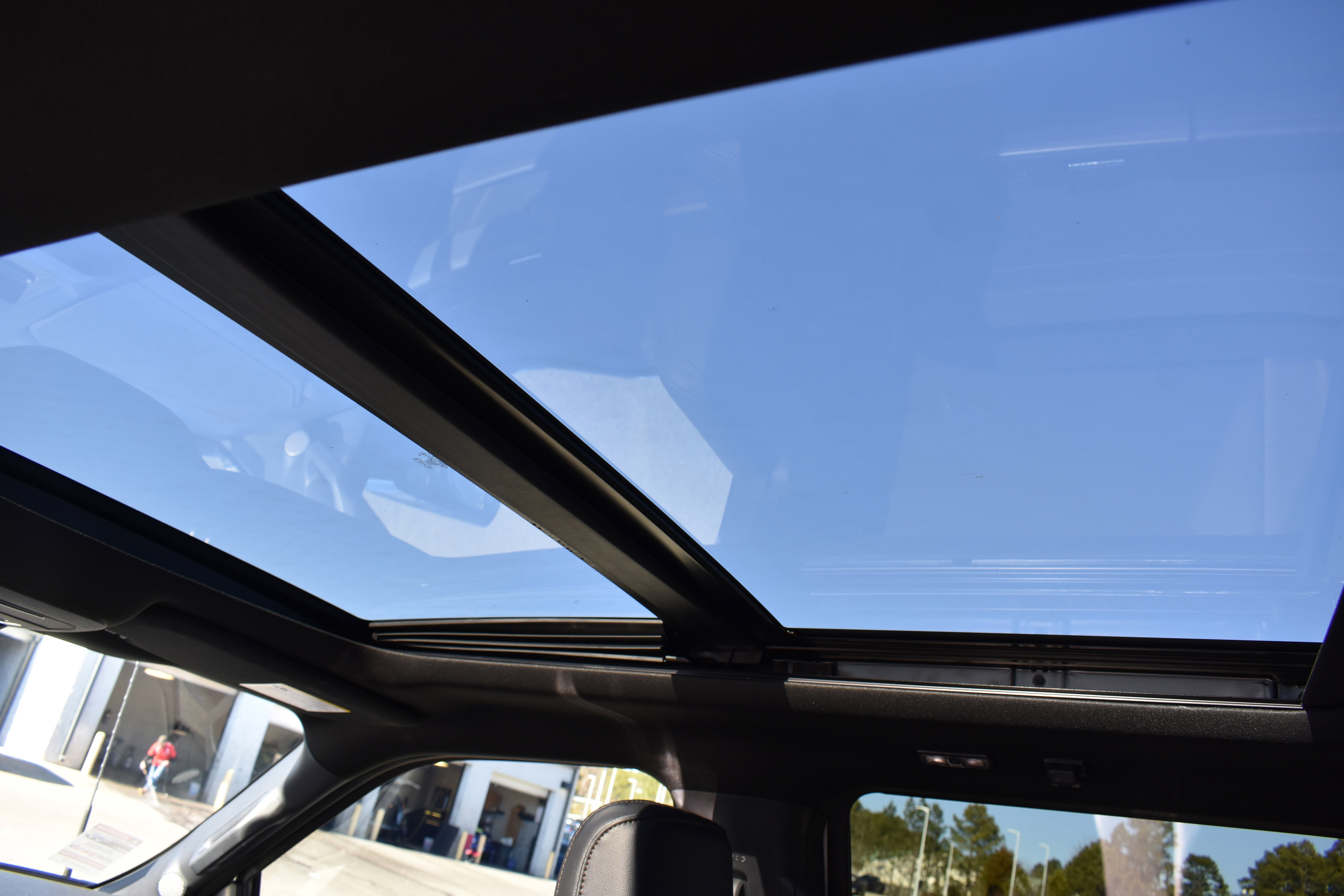 Used 2024 Ford F150 Lariat w/ Bed Utility Package image 28