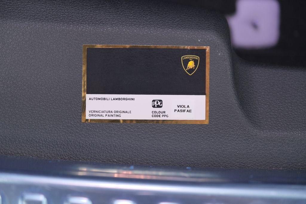 Used 2022 Lamborghini Urus image 45