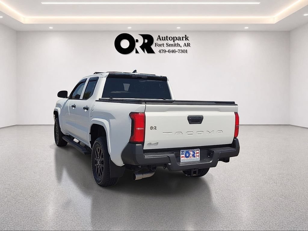 Used 2024 Toyota Tacoma SR AWD/4WD image 4