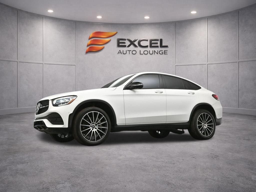 Used 2023 Mercedes-Benz GLC 300 4MATIC Coupe image 38