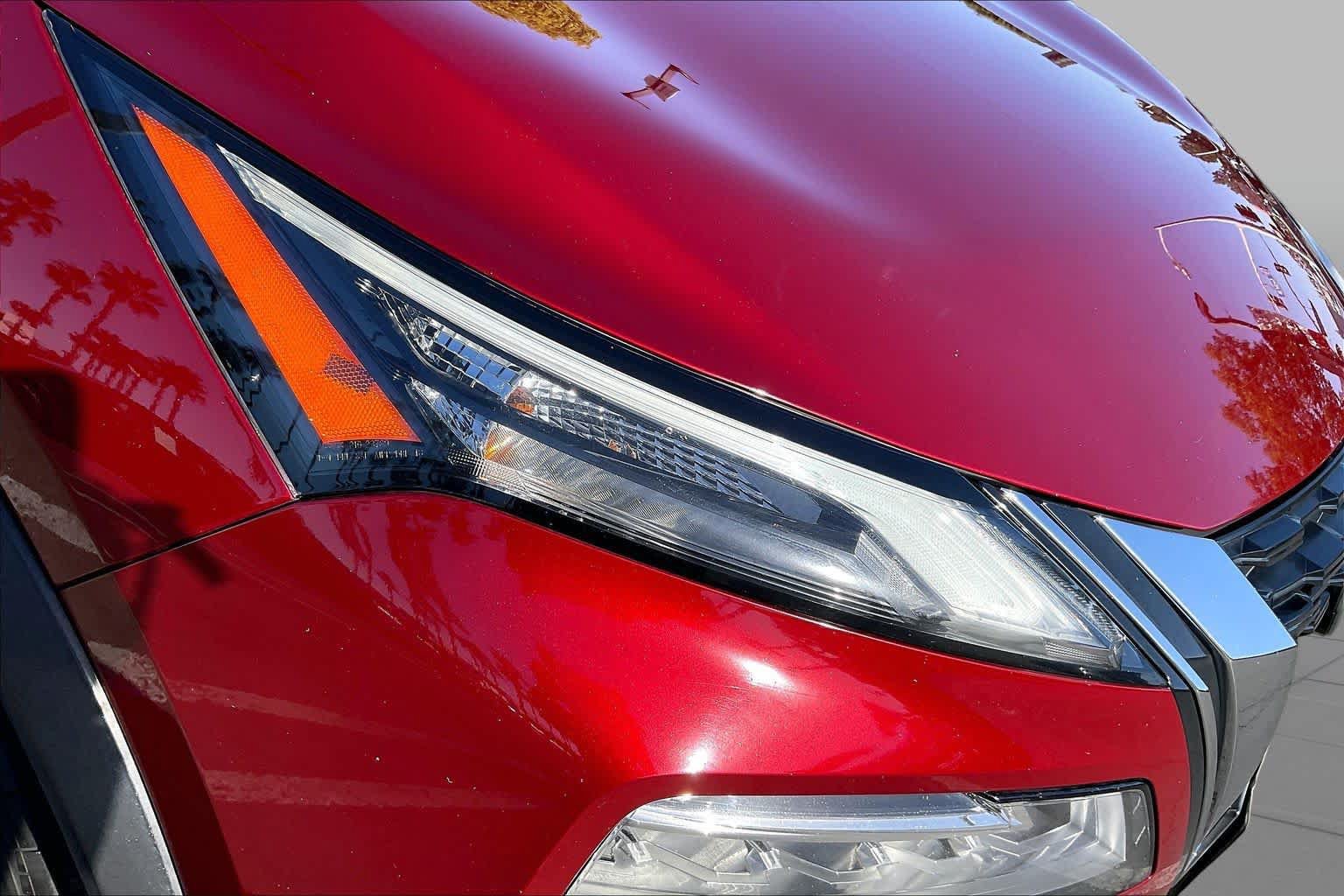 Used 2021 Nissan Rogue SV FWD image 27
