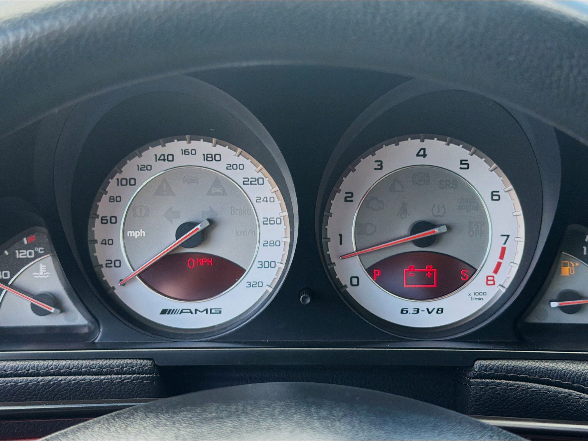 Used 2009 Mercedes-Benz SL 63 AMG image 11