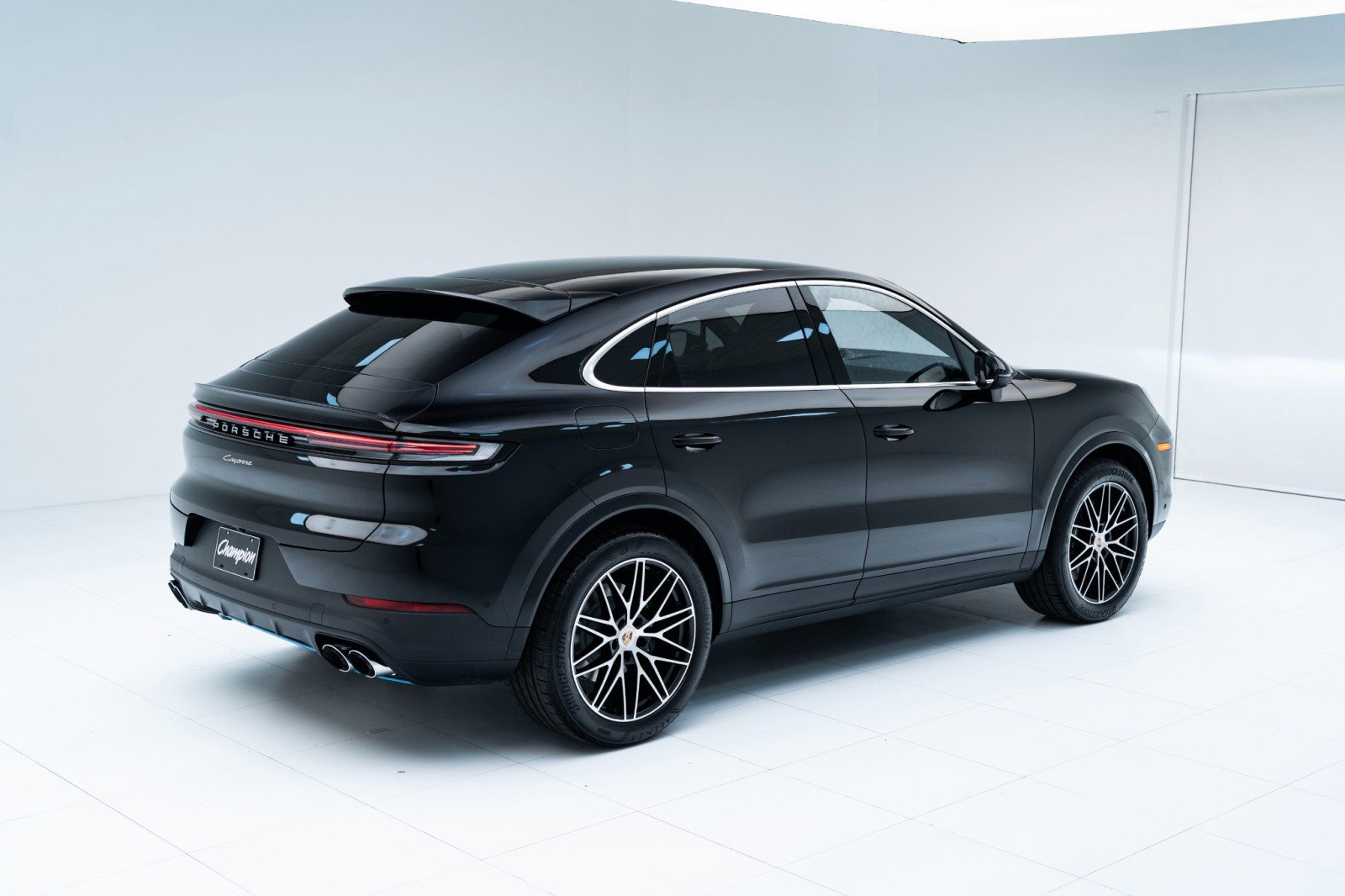 New 2026 Porsche Cayenne Coupe image 9