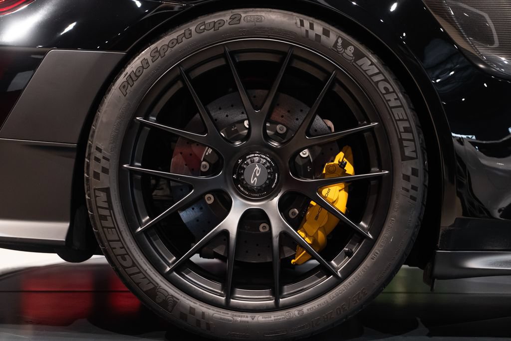 Used 2018 Porsche 911 GT2 RS RWD image 16