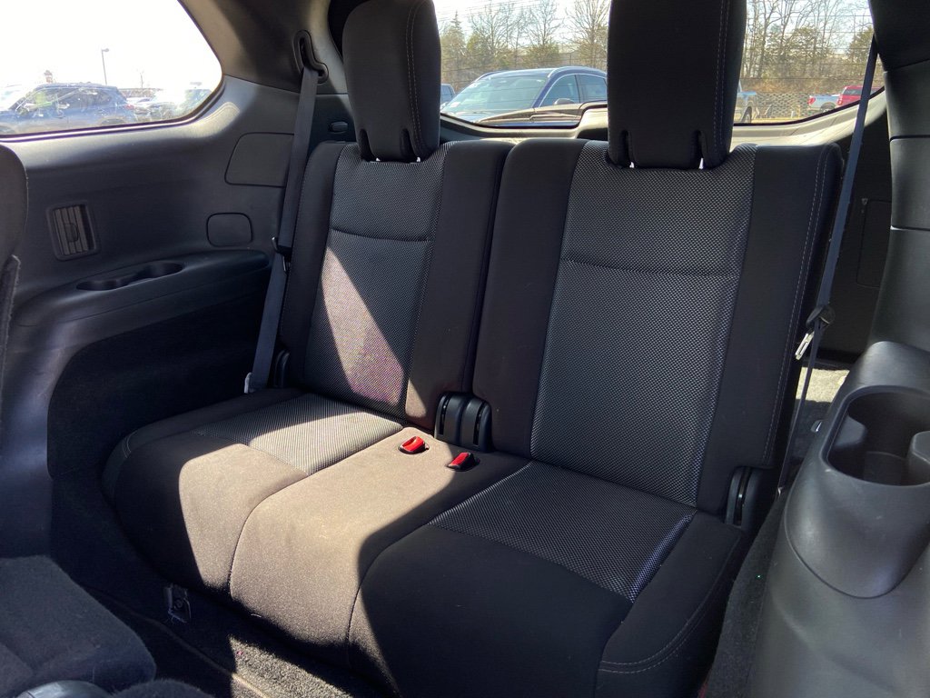 Used 2020 Nissan Pathfinder S image 10