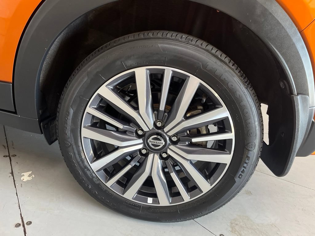 Used 2021 Nissan Kicks SV FWD image 14