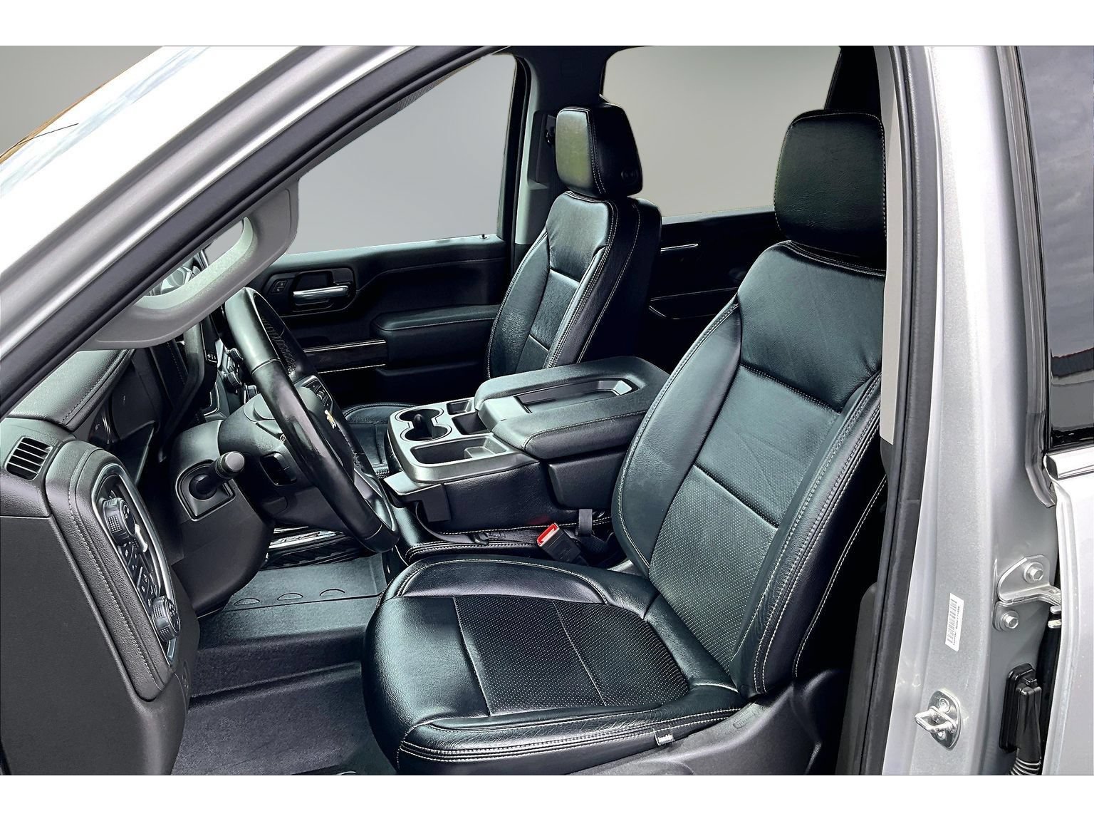 Used 2023 Chevrolet Silverado 3500 LTZ AWD/4WD image 19