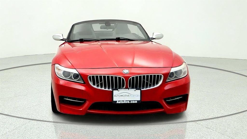 Used 2016 BMW Z4 sDrive35is RWD image 2