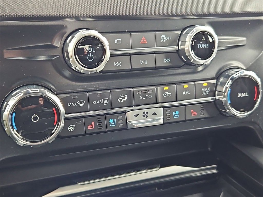 New 2026 Ford F250 Platinum image 21