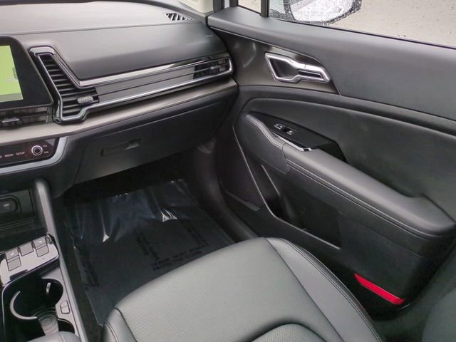 Used 2025 Kia Sportage EX w/ Premium Package image 17