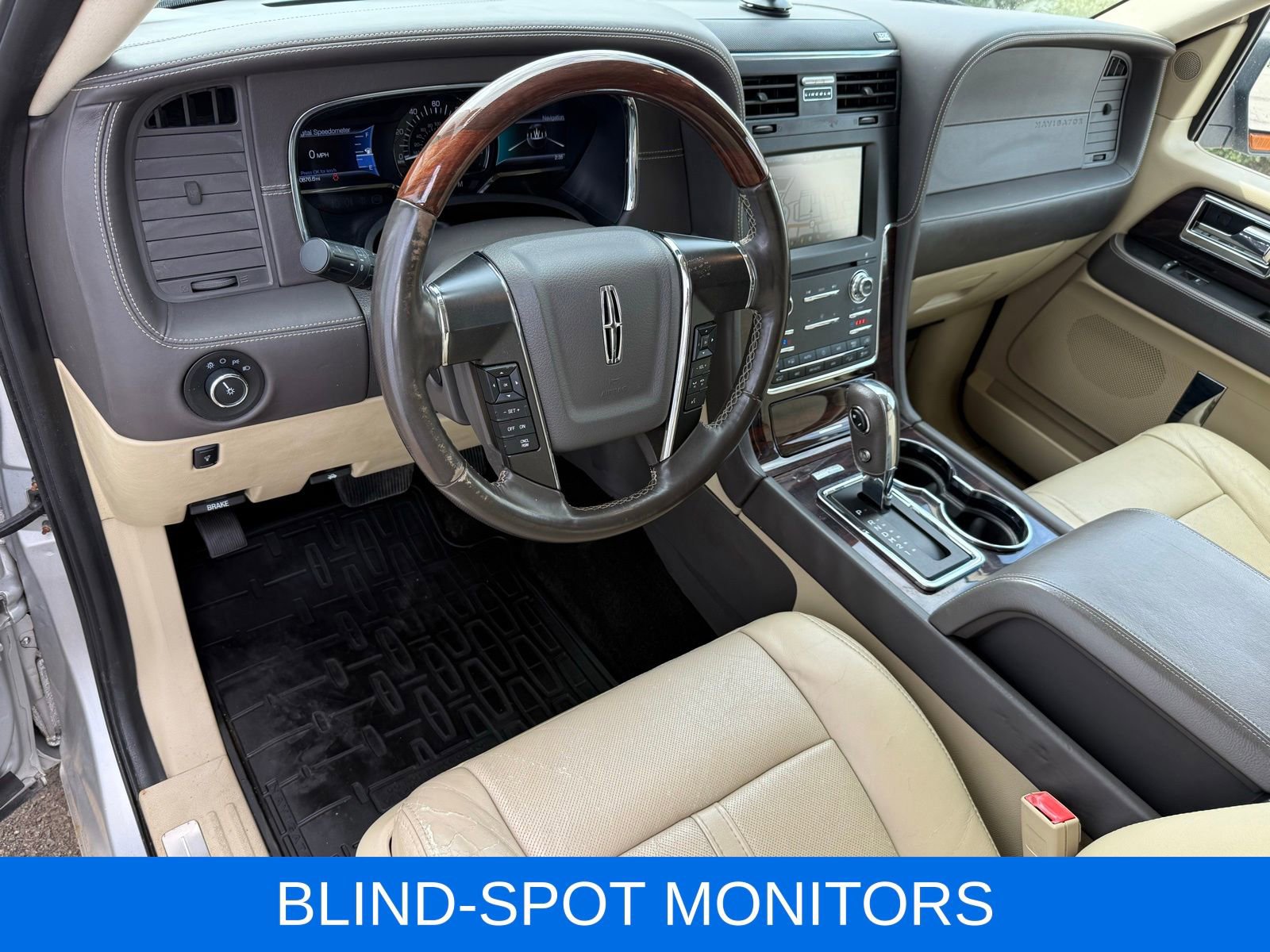 Used 2015 Lincoln Navigator L 4WD w/ Equipment Group 101A Reserve image 21