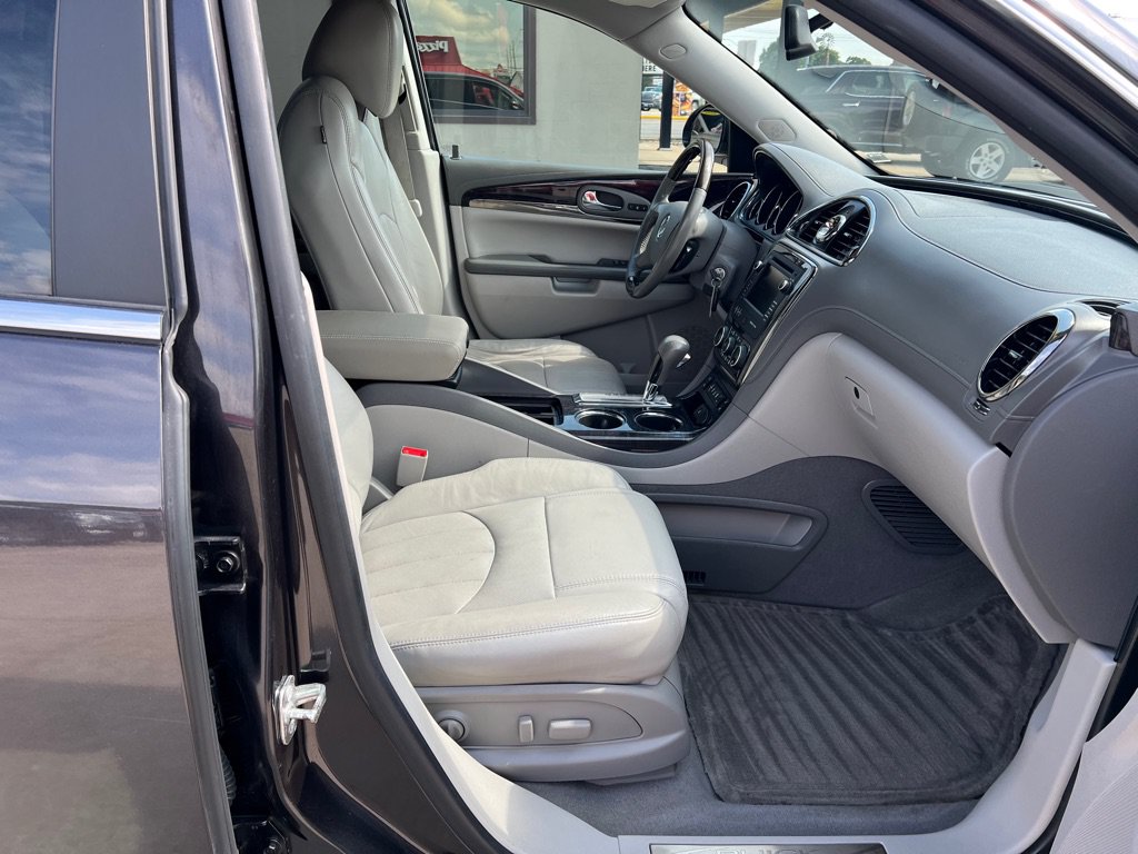 Used 2015 Buick Enclave Leather FWD image 10