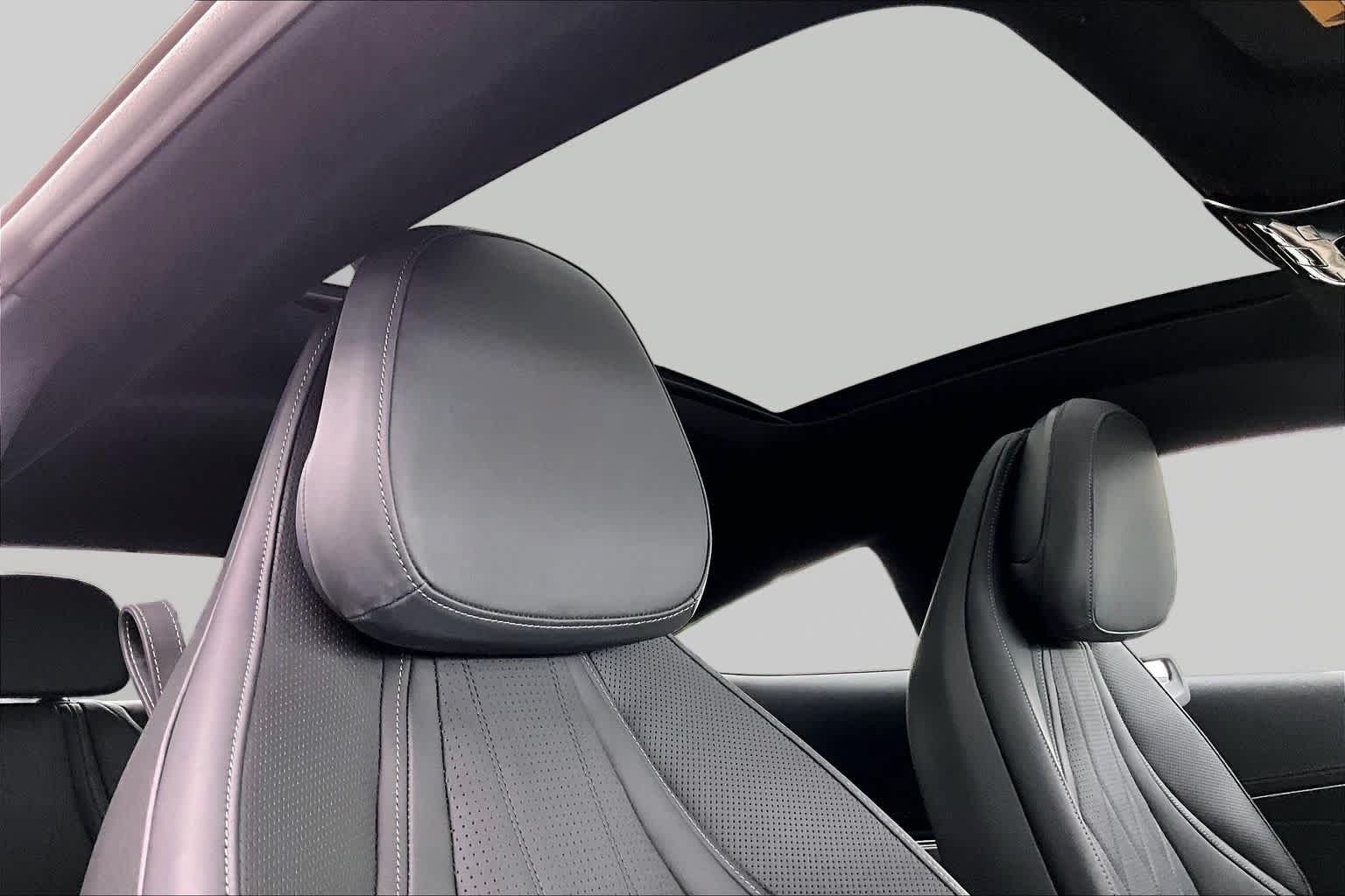 Used 2024 Mercedes-Benz CLE 300 4MATIC Coupe image 14