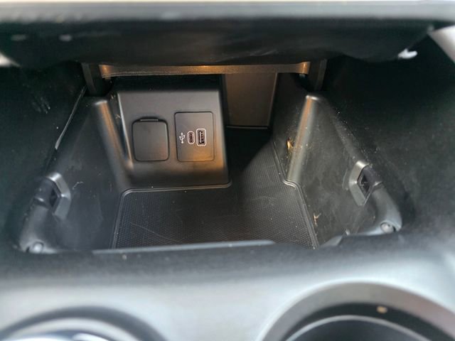 Used 2025 Ford Explorer Active w/ Active Comfort Package image 20