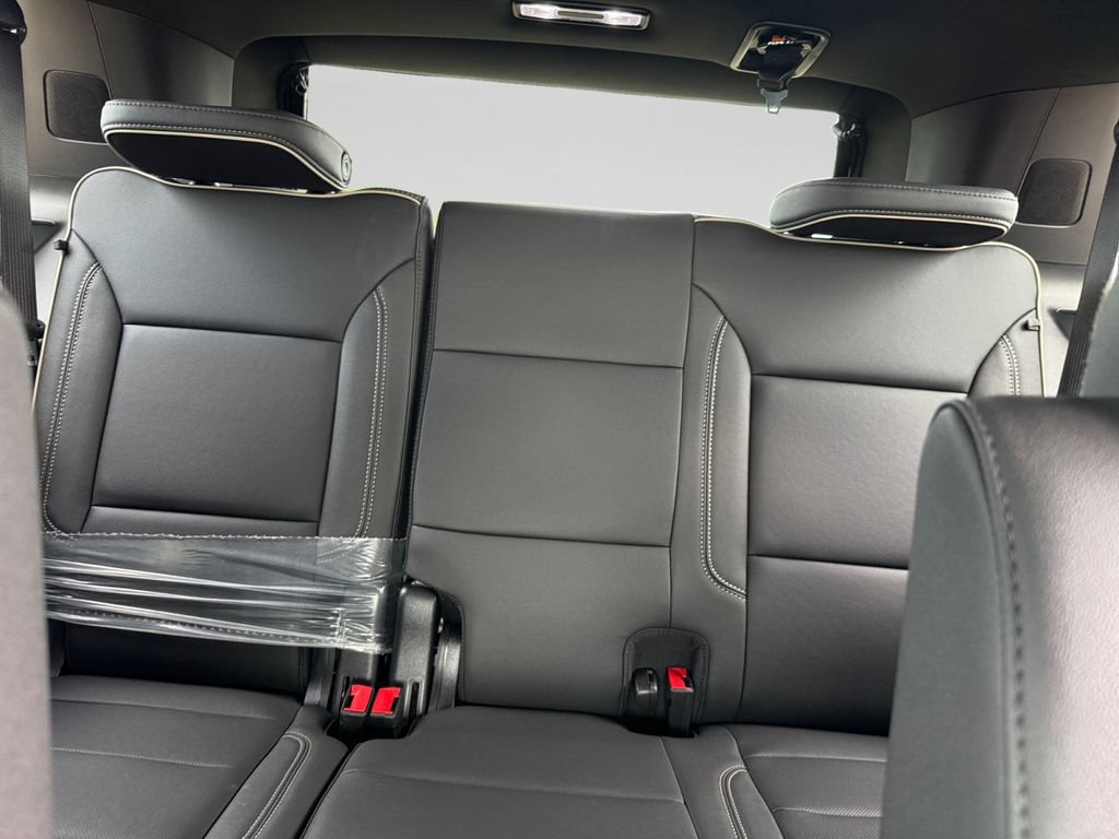 New 2026 GMC Yukon Elevation w/ Elevation Premium Package AWD/4WD image 38