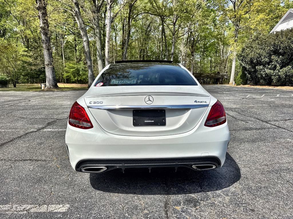 Used 2018 Mercedes-Benz C 300 4MATIC Sedan image 9