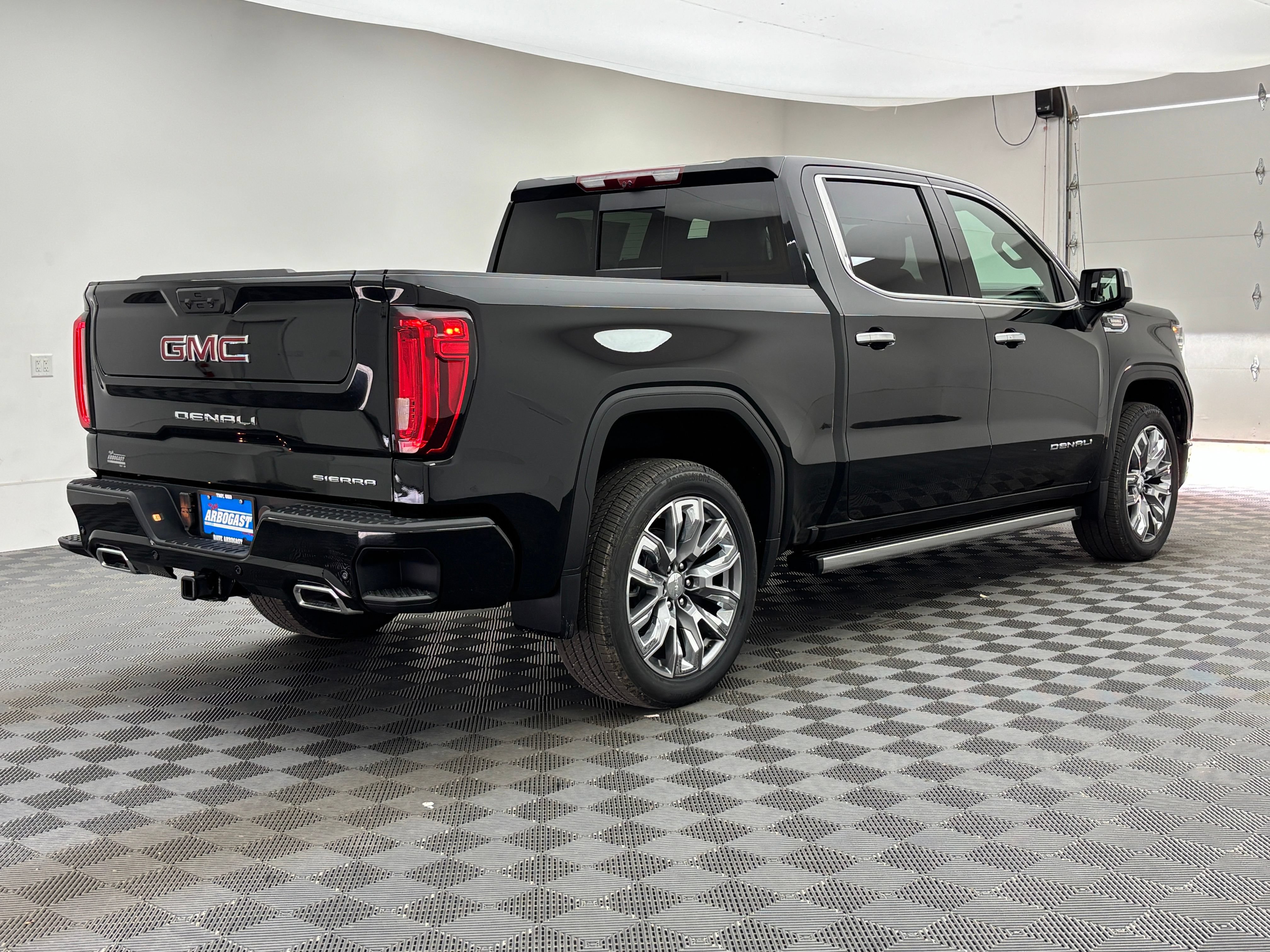 New 2026 GMC Sierra 1500 Denali AWD/4WD image 10