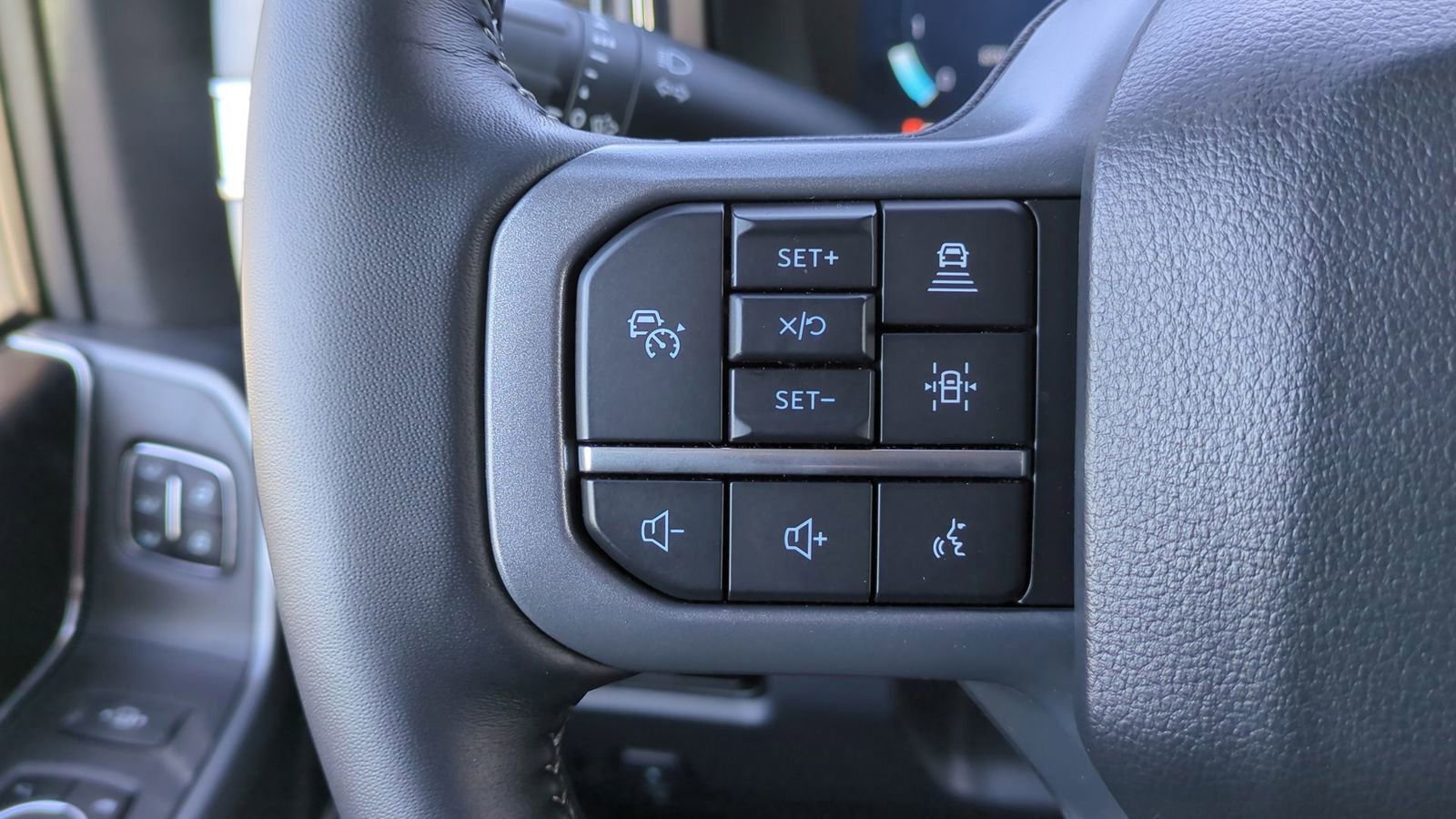 New 2024 Ford F250 Lariat w/ Lariat Ultimate Package image 24