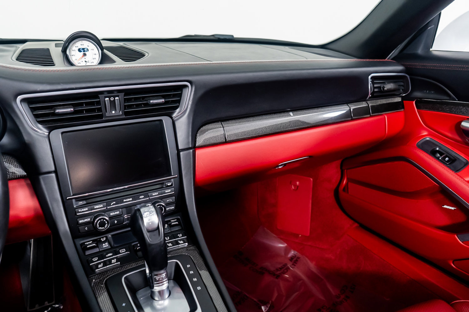 Used 2016 Porsche 911 Turbo S image 36