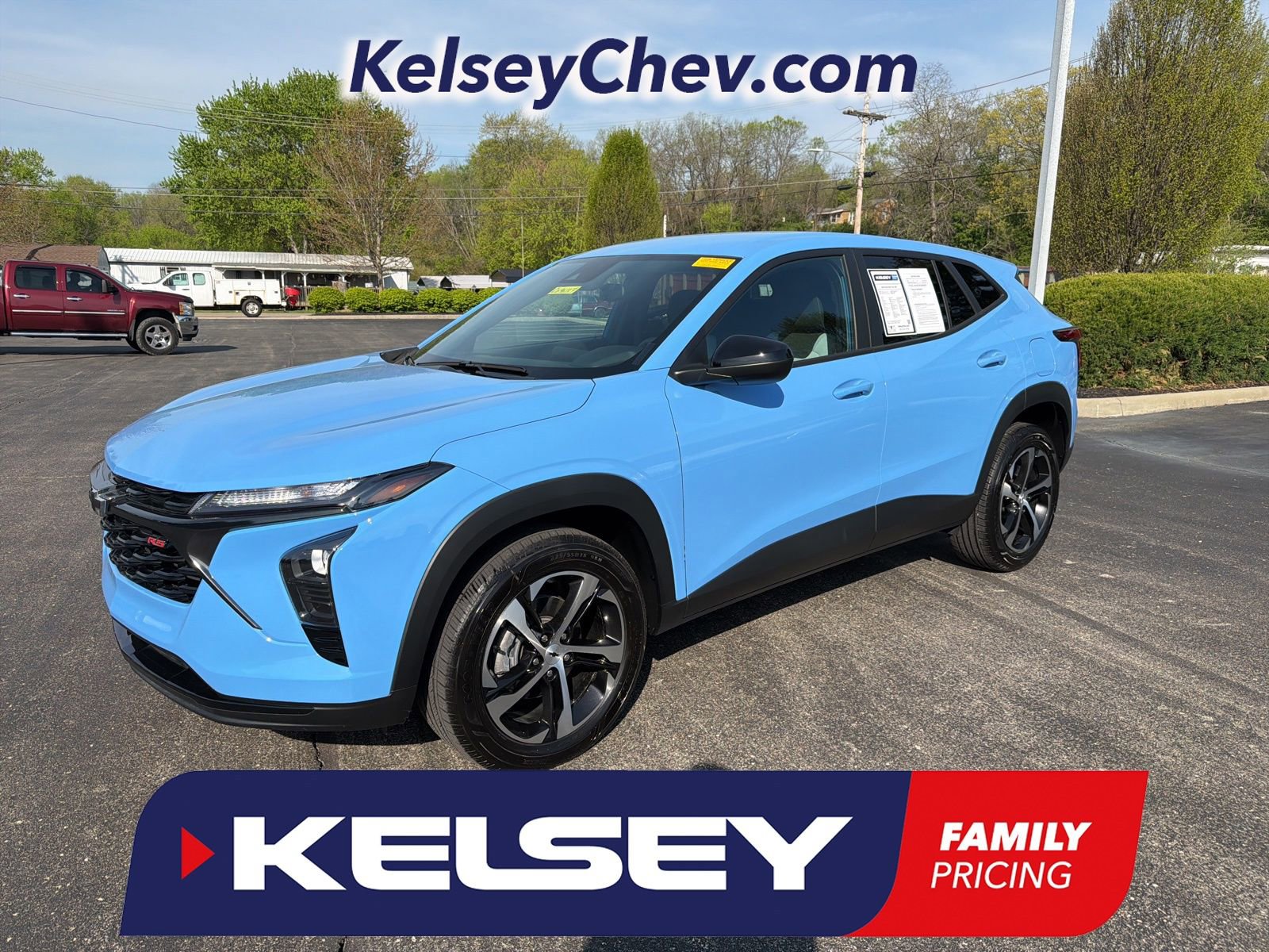 Used 2024 Chevrolet Trax RS w/ Driver Confidence Package image 1