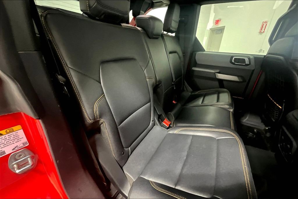 Used 2022 Ford Bronco Badlands w/ Sasquatch Package AWD/4WD image 23