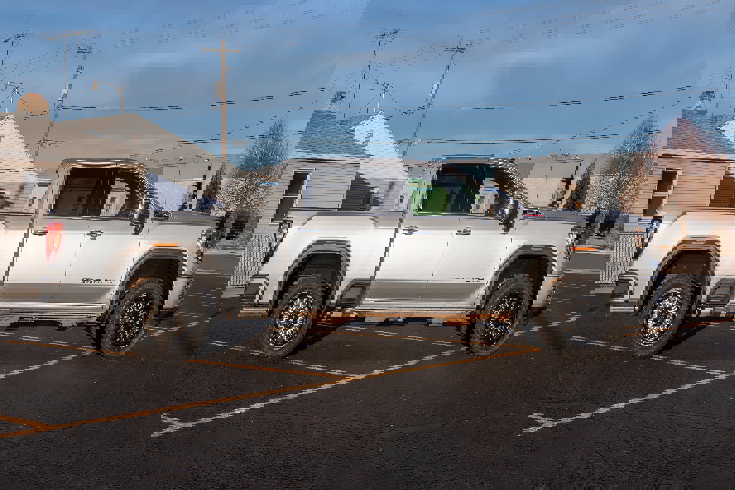 Used 2020 GMC Sierra 2500 Denali w/ Denali Ultimate Package image 2