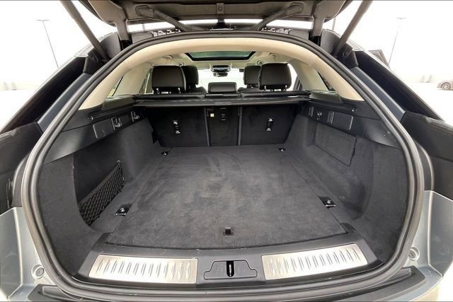 Used 2025 Land Rover Range Rover Velar Dynamic SE image 28