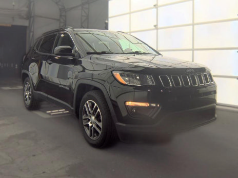 Used 2020 Jeep Compass Latitude FWD image 3