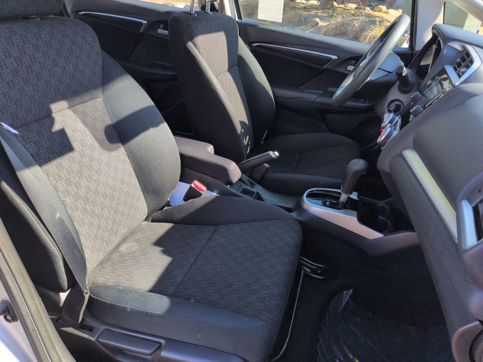 Used 2015 Honda Fit LX image 28