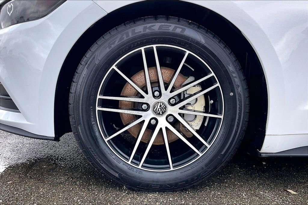 Used 2016 Ford Mustang Coupe image 28